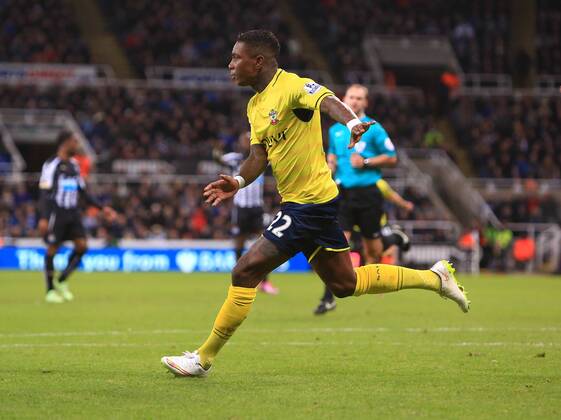 Southampton s Eljero Elia celebrates his winning goal - Newcastle United vs. Southampton - Barclay s Premier League - St James Park - Newcastle - 17 01 2015 Pic Philip Oldham Sportimage EDITORIAL USE ONLY. No use with unauthorised audio, video, data, fixture lists, club league logos or live services. Online in-match use limited to 120 images, no video emulation. No use in betting, games or single club league player publications.