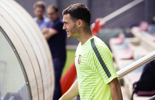 May 5, 2015 - Barcelona, Spain - BARCELONA -may 05- SPAIN: Thomas Vermaelen in the training of FC Barcelona Barca before the Champions League match against Bayern Munic, on may 05, 2015. Photo: Joan Valls Urbanandsport Nurphoto Barcelona Training and press conference PK Pressekonferenz  - ZUMAn230