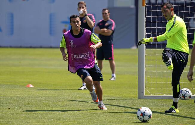BARCELONA -june 02- SPAIN: Pedro Rodriguez and Claudio Bravo in the training before the Champions League final between Juventus. 