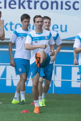 - GENT, BELGIUM: Gent s Sven Kums pictured during the fan day of Belgian first league soccer team KAA Gent, Saturday 11 July 2015, in Gent. KURTxDESPLENTER x04662231x