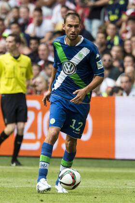 Bas Dost of VFL Wolfsburg during the pre-season friendly match between Ajax Amsterdam and VfL Wolfsburg on July 17, 2015 at the Amsterdam Arena at Amsterdam, The Netherlands. Ajax v VfL Wolfsburg Pre-Season Friendly 2015 2016 xVIxGerritxvanxKeulenxIVx 4107793