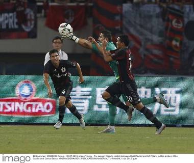 Pre-season friendly match between Real Madrid and AC Milan. In this picture, Kiko Casilla and Carlos Bacca. xFOTOxCHEMAxREYx