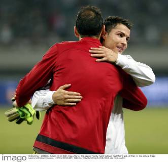 Pre-season friendly match between Real Madrid and AC Milan. In this picture, Diego Lopez and Cristiano Ronaldo. xFOTOxCHEMAxREYx