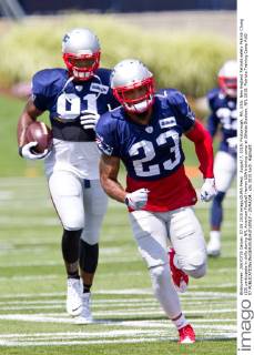 August 7, 2015; Foxborough, MA, USA: New England Patriots safety Patrick Chung (23) participate in drills during NFL American Football Herren USA training camp at Gillette Stadium. NFL 2015: Patriots Training Camp AUG 07 - ZUMAc04_