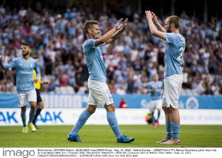 Aug. 15, 2015 - Malmö Sverige - 150815 Malmö FFs Markus Rosenberg jublar ihop med Jo Inge Berget efter 2-0 - Fussball, SWE, Allsvenskan: Malmö FF - Gefle den 15 august 2015 in Malmö..Foto: News - Aug. 15, 2015  - ZUMAb138