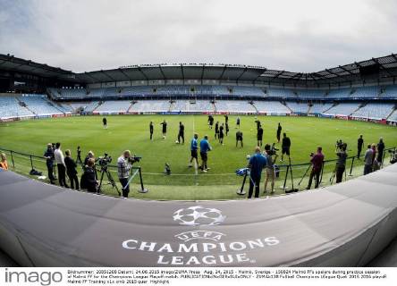 Aug. 24, 2015 - Malmö, Sverige - 150824 Malmö FFs spelare during practice session of Malmö FF for the Champions League Playoff match. - ZUMAb138
