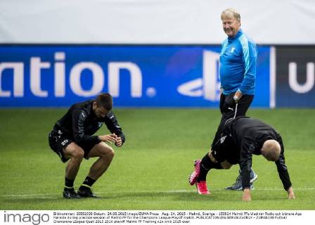 Aug. 24, 2015 - Malmö, Sverige - 150824 Malmö FFs Vladimir Rodic och tränare Age Hareide during practice session of Malmö FF for the Champions League Playoff match.  - ZUMAb138