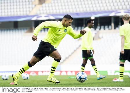 Aug. 24, 2015 - Malmö, Sverige - 150824 Celtics Emilio Izaguirre during practice session of Celtic Glasgow for the UEFA Champions League Playoff Quali 2015 2016 match.  - ZUMAb138