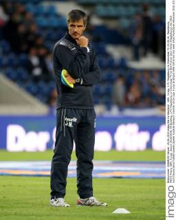 GER, 3.Liga, 1.FC Magdeburg vs Chemnitzer FC 25.08.15, Magdeburg, MDCC-Arena, GER, 3.Liga, Saison 2015 2016, 05.Spieltag, 1.FC Magdeburg vs Chemnitzer FC im Bild Trainer Jens Härtel (Magdeburg)
