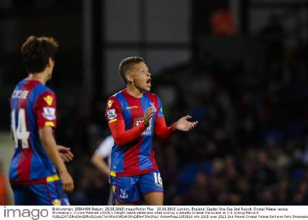 25.08.2015. London, England. Capital One Cup 2nd Round. Crystal Palace versus Shrewsbury. Crystal Palace& x2019;s Dwight Gayle celebrates after scoring a penalty to level the scores at 1-1 xCraigxMercerx  ActionPlus11653616