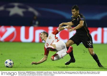 Zagreb, 25.8.2015. - Champions League, Play-Offs 2nd leg, Stadion Maksimir, GNK Dinamo (blue) - KF Skenderbeu (white) 4:1 Leonardo SIGALI (22) vs Liridon LATIFI (27)