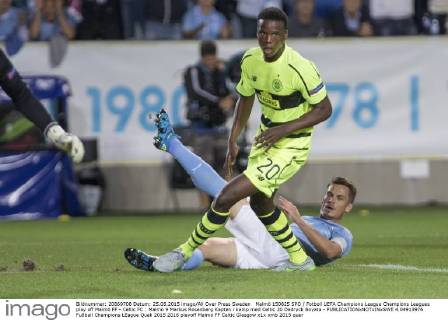 Malmö 150825 SPO Fotboll UEFA Champions League Champions Leagues play off Malmö FF - Celtic FC : Malmö 9 Markus Rosenberg Kapten i kamp med Celtic 20 Dedryck Boyata -  4.04913976