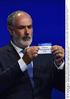 Aug. 27, 2015 - Monaco, Monaco - ANDONI ZUBIZARRETA shows the draw result of Juventus FC during the UEFA Champions League Draws 2015 - 16 at Grimaldi Forum. Soccer 2015 - UEFA Champions League 2015 - 16 Draw  - ZUMAm119