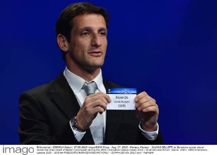 Aug. 27, 2015 - Monaco, Monaco - JULIANO BELLETTI ex Barcelona soccer player shows the draw result of Bayern Leverkusen during the UEFA Champions League Draws 2015 - 16 at Grimaldi Forum. Soccer 2015 - UEFA Champions League 2015 - 16 Draw - ZUMAm119