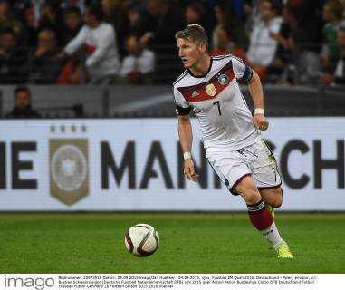04.09.2015, xjhx, Fussball EM Quali 2016, Deutschland - Polen, emspor, v.l. Bastian Schweinsteiger (Deutsche Fussball Nationalmannschaft DFB)