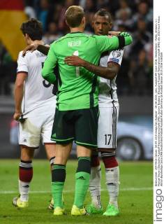 04.09.2015, xjhx, Fussball EM Quali 2016, Deutschland - Polen, emspor, v.l. Manuel Neuer (Deutsche Fussball Nationalmannschaft DFB), Jerome Boateng (Deutsche Fussball Nationalmannschaft DFB)