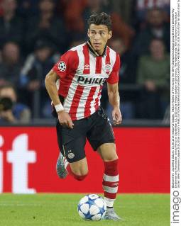 Hector Moreno of PSV during the UEFA Champions League group B match between PSV Eindhoven and Manchester United ManU on September 15, 2015 at the Philips stadium in Eindhoven, The Netherlands. PSV Eindhoven v Manchester United UEFA Champions League 2015 2016 xVIxxIVx 4333596
