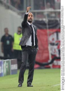 Piraeus Chef-Trainer Pep Guardiola (FC Bayern Muenchen), Olympiakos Piraeus vs. FC Bayern Muenchen, Fussball, Champions League, 16.09.2015 , Copyright: Kolbert Eibner-Pressefoto EP_CKT