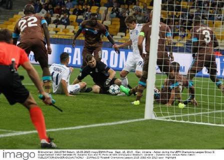 Sept. 16, 2015 - Kiev, Ukraine - Action during the UEFA Champions League Group G stage football match between FC Dynamo Kyiv and FC Porto at NSK Olimpiyskyi Stadium. Ukraine : Dynamo Kyiv versus Porto match - ZUMAp133