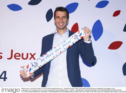 Aktuell Olympia 2024, Ausrichter-Kandidat Paris präsentiert Kampagne Tony Estanguet Paris bewirbt sich für die Olympischen Sommerspiele 2024 - CNOSF - 25 09 2015 GwendolineLeGoffx 
