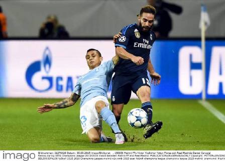 , 150930 Malmö FFs Victor Yoshimar Yotun Flores och Real Madrids Daniel Carvajal Ramos during UEFA Champions League 2015 2016 match between Malmö FF and Real Madrid.  Copyright: PETTERxARVIDSON BB150930PA100