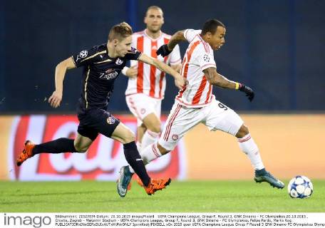 UEFA Champions League, Group F, Round 3, GNK Dinamo - FC Olympiakos 20.10.2015., Croatia, Zagreb - Maksimir Stadium - UEFA Champions League, Group F, Round 3, GNK Dinamo - FC Olympiakos. Felipe Pardo, Marko Rog.  IgorxKralj PIXSELL