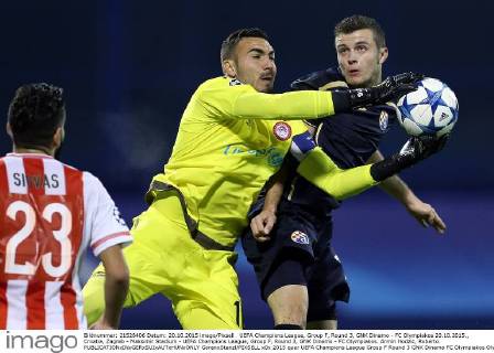 UEFA Champions League, Group F, Round 3, GNK Dinamo - FC Olympiakos 20.10.2015., Croatia, Zagreb - Maksimir Stadium - UEFA Champions League, Group F, Round 3, GNK Dinamo - FC Olympiakos. Armin Hodzic, Roberto. GoranxStanzl PIXSELL