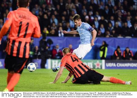 Fußball, Champions League, Malmö FF - Shakhtar Donetsk 151021 Malmö FFs Markus Rosenberg 1-0 - Champions League, Malmö FF vs Shakhtar Donetsk 21 oktober 2015 in Malmö.  PETTERxARVIDSON BB151021PA091