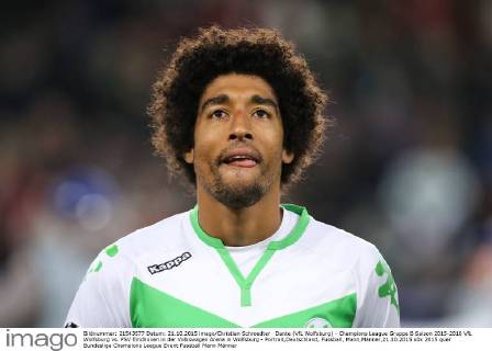 Dante (VfL Wolfsburg) - Champions League Gruppe B Saison 2015-2016 VfL Wolfsburg vs. PSV Eindhoven in der Volkswagen Arena in Wolfsburg - Portrait,Deutschland, Fussball, Mann,Männer,21.10.2015