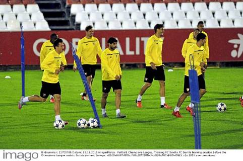 Fußball, Champions League, Training FC Sevilla FC Sevilla training session before the Champions League match. In this picture, Banega. xKIKOxHURTADOx