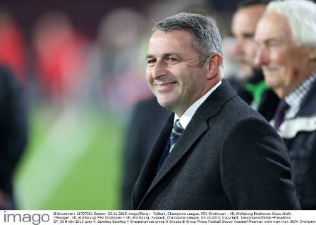 Fußball, Champions League, PSV Eindhoven - VfL Wolfsburg Eindhoven Klaus Allofs (Manager, VfL Wolfsburg) PSV Eindhoven - VfL Wolfsburg, Fussball, Champions-League, 03.10.2015, Copyright: Deutzmann Eibner-Pressefoto EP_CDN