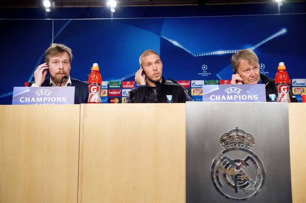 151207 Malmö FFs kommunikationschef Peter hlander, Anton Tinnerholm och tränare ge Hareide under en träning och presskonferens den 7 december 2015 i Madrid.  Copyright: LUDVIGxTHUNMAN BB151207LT124