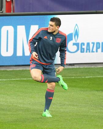 Leverkusen Kyriakos Papadopoulos ( 5, Bayer 04 Leverkusen), Bayer 04 Leverkusen - FC Barcelona Barca Fussball, Champions-League, 08.12.2015, Copyright: Deutzmann Eibner-Pressefoto EP_CDN