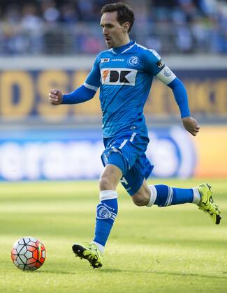 - GENT, BELGIUM: Gent s Sven Kums pictured in action during the Jupiler Pro League match between KAA Gent and RSC Anderlecht, in Gent, Sunday 17 January 2016, on day 22 of the Belgian soccer championship. JASPERxJACOBS x04775217x