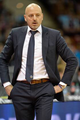 Sasa Obradovic, Cheftrainer (Alba Berlin), Einzelbild, unzufrieden, FC Bayern Muenchen Basketball vs Alba Berlin, 28.02.16