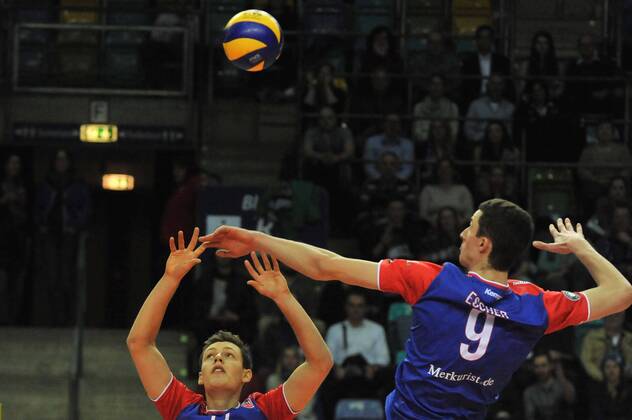 02.03.2016, xtkx, Volleyball 1.Bundesliga, United Volleys - TSV Herrsching, emspor v.l. Jan Zimmermann (United Volleys) , Georg Escher (United Volleys) ,