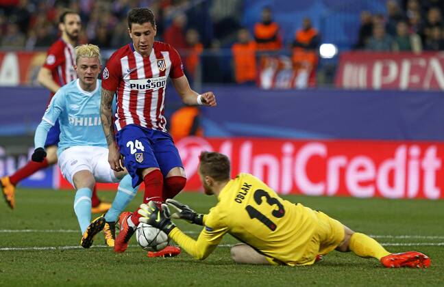 Fußball, Champions League, Atletico Madrid - PSV Eindhoven Champions League played between Atletico Madrid and PSV Eindhoven. In this picture, Oblak and Gimenez. xPABLOxMORENOxARRIEROx 