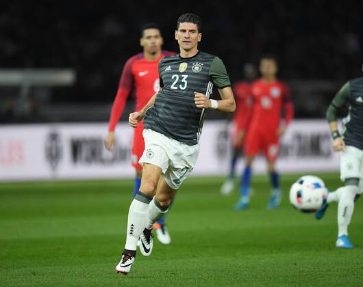 26.03.2016, Fussball Laenderspiel in Berlin, Deutschland - England 2:3, Mario Gomez (Deutschland)