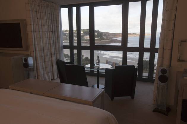 EURO 2016 - Mannschaftsquartier Albanien: Hotel L Agapa & Spa in Perros Guirec - Zimmer FOOTBALL - Perros Guirec - 05 04 2016 AlexisCourcoux Panoramic