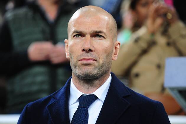 Fussball Champions League Viertelfinale VfL Wolfsburg - Real Madrid am 06.04.2016 in der Volkswagen Arena in Wolfsburg Zinedine Zidane ( Trainer Madrid ) xPBJPGx
