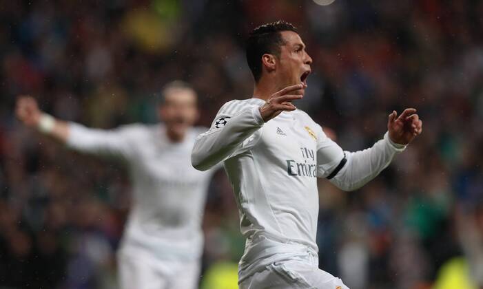 Real Madrid Portuguese forward Cristiano Ronaldo celebrates his second goal for the team before Wolfsburg during a Champions League quarter final second leg match held at Santiago Bernabeu Stadium in Madrid, Spain, 12 April 2016. REAL MADRID VS WOLFSBURGO !ACHTUNG: NUR REDAKTIONELLE NUTZUNG!  RMD010 20160412-635960930796294358