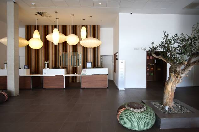 SOCCER - UEFA EURO EM Europameisterschaft Fussball 2016, preview MONTPELLIER,FRANCE,15.APR.16 - SOCCER - UEFA European Championship EM Europameisterschaft 2016 in France, preview, base camp team ITA, Hotel Courtyard by Marriott. Image shows an interior view of the Hotel Courtyard by Marriott Montpellier. GEPAxpictures xAndreasxPranter