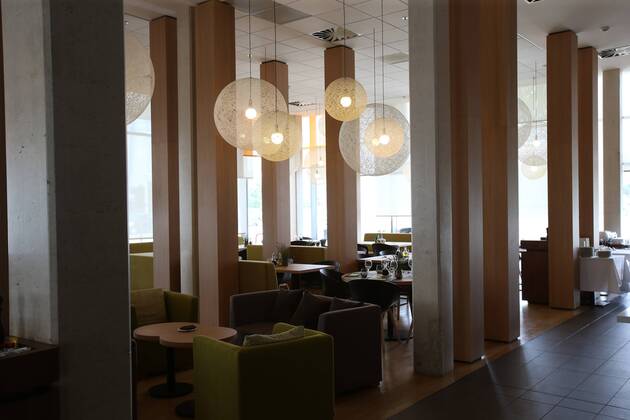SOCCER - UEFA EURO EM Europameisterschaft Fussball 2016, preview MONTPELLIER,FRANCE,15.APR.16 - SOCCER - UEFA European Championship EM Europameisterschaft 2016 in France, preview, base camp team ITA, Hotel Courtyard by Marriott. Image shows an interior view of the Hotel Courtyard by Marriott Montpellier. GEPAxpictures xAndreasxPranter