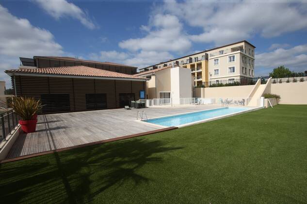 SOCCER - UEFA EURO EM Europameisterschaft Fussball 2016, preview JUVIGNAC,FRANCE,15.APR.16 - SOCCER - UEFA European Championship EM Europameisterschaft 2016 in France, preview, base camp team SUI, Vichy Spa Hotel. Image shows an exterior view of the Vichy Spa Hotel Montpellier Juvignac. GEPAxpictures xAndreasxPranter