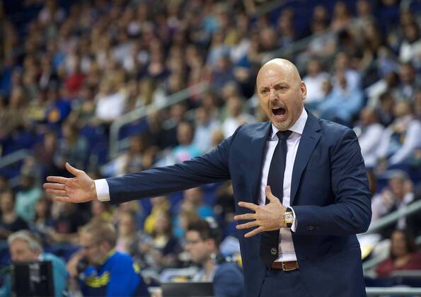 Basketball Berlin 01.05.2016 Beko-BBL 1. Bundesliga Saison 2015 2016 Alba Berlin - Gießen 46ers Sasa Obradovic (Alba Berlin, Trainer)