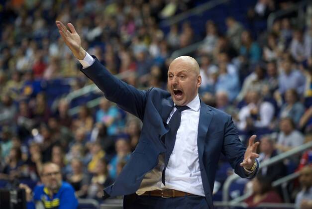 Basketball Berlin 01.05.2016 Beko-BBL 1. Bundesliga Saison 2015 2016 Alba Berlin - Gießen 46ers Sasa Obradovic (Alba Berlin, Trainer)