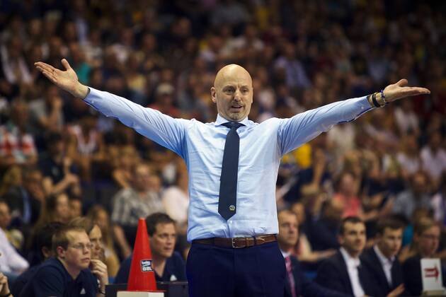 Basketball Berlin 11.05.2016 Beko-BBL 1. Bundesliga Saison 2015 2016 Alba Berlin - Skyliners Frankfurt Sasa Obradovic (Alba Berlin, Trainer)