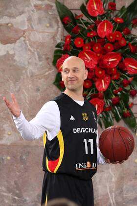 20.05.2016 Frankfurt, Paulskirche, Festakt 10 Jahre DOSB Pascal Roller ehemaliger deutscher Basketball-Nationalspieler