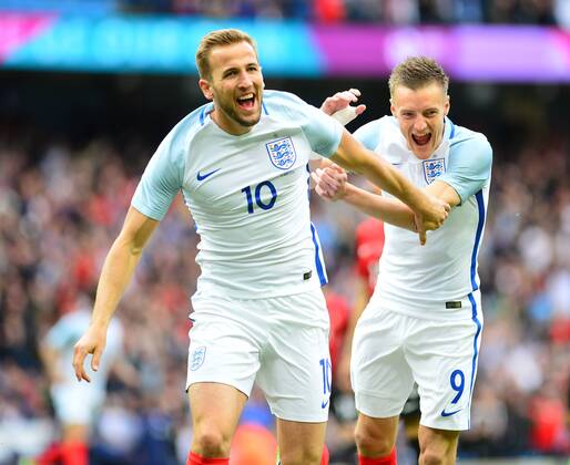 Fußball, Länderspiel, England - Türkei Friendly National football Match between England and Turkey at Etihad Stadium in Manchester , England on May 22, 2016. Pictured: Harry Kane 10 and Jamie Vardy 9 of England. 
