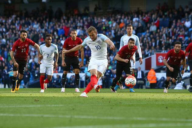 Harry Kane of England takes his penalty but fails to score during the International Friendly Länderspiel match at the Etihad Stadium. Photo credit should read: Philip Oldham Sportimage EDITORIAL USE ONLY. No use with unauthorised audio, video, data, fixture lists, club league logos or live services. Online in-match use limited to 120 images, no video emulation. No use in betting, games or single club league player publications.